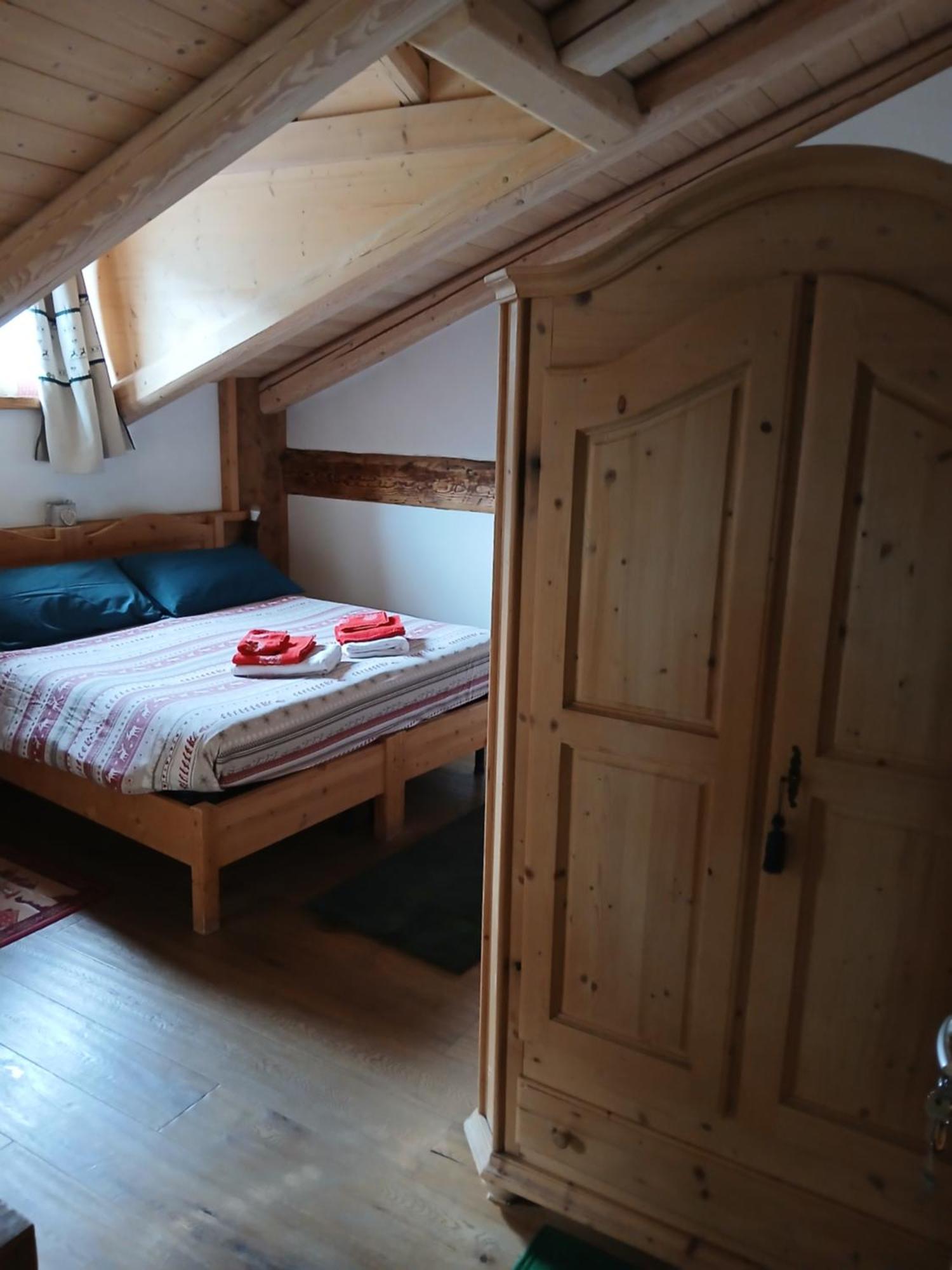 Beb La Stube Dei Partel Panzió Ziano di Fiemme Kültér fotó