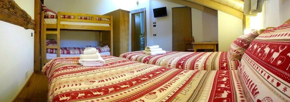 Beb La Stube Dei Partel Panzió Ziano di Fiemme Kültér fotó